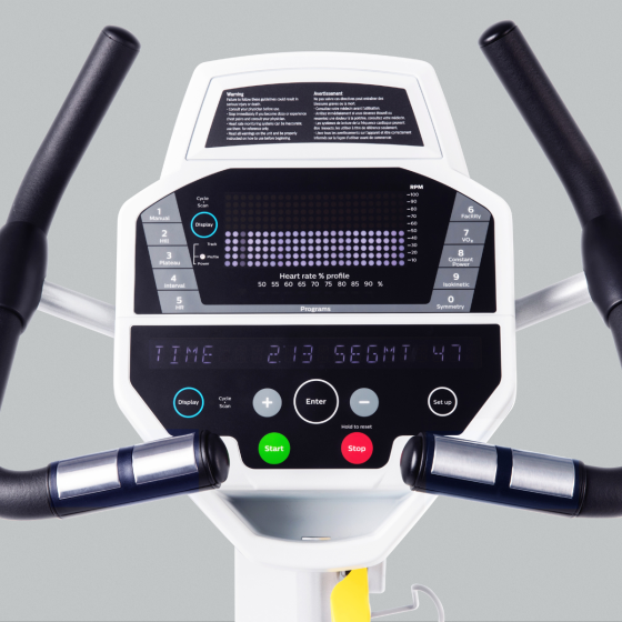 7.0U Upright Bike
