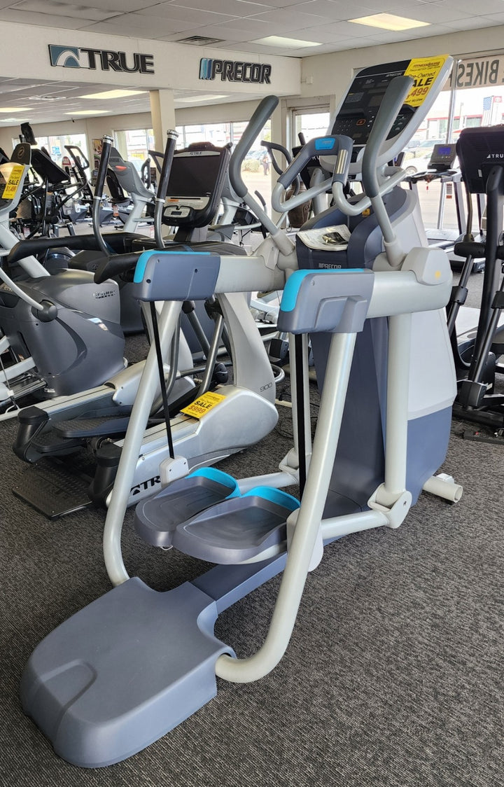 Pre-Owned Precor AMT 835 Adaptive Motion Trainer