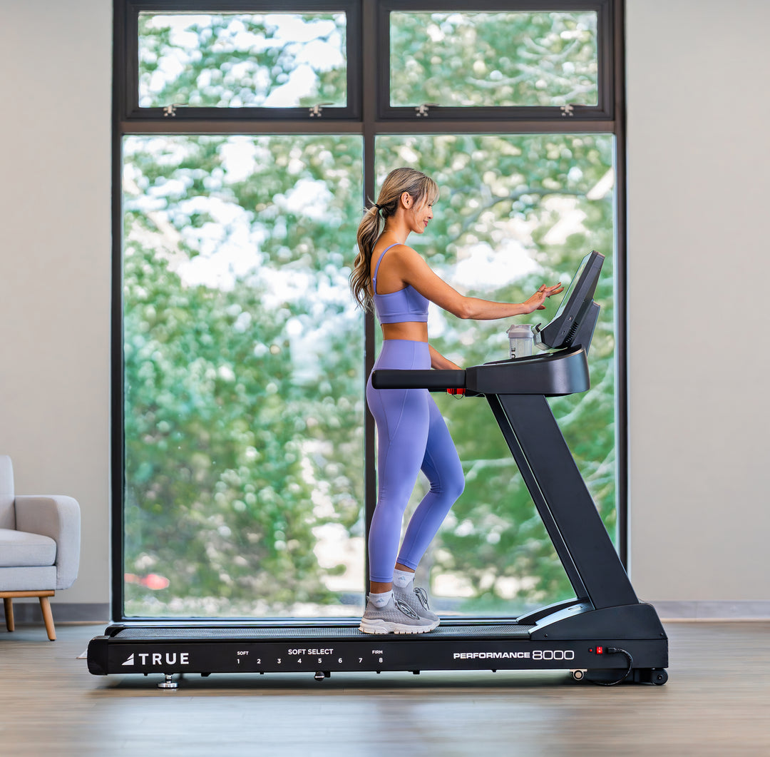 Performance 8000 Treadmill