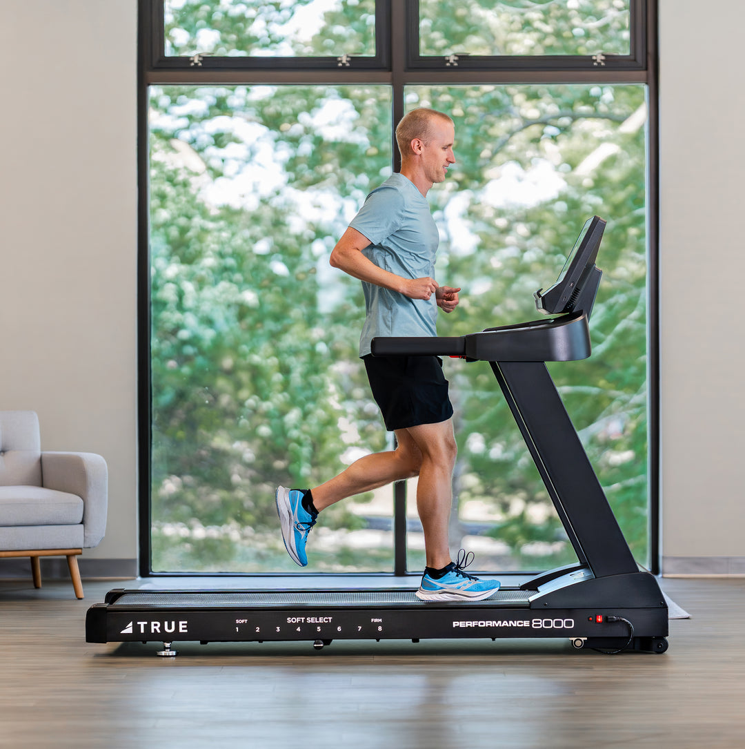 Performance 8000 Treadmill