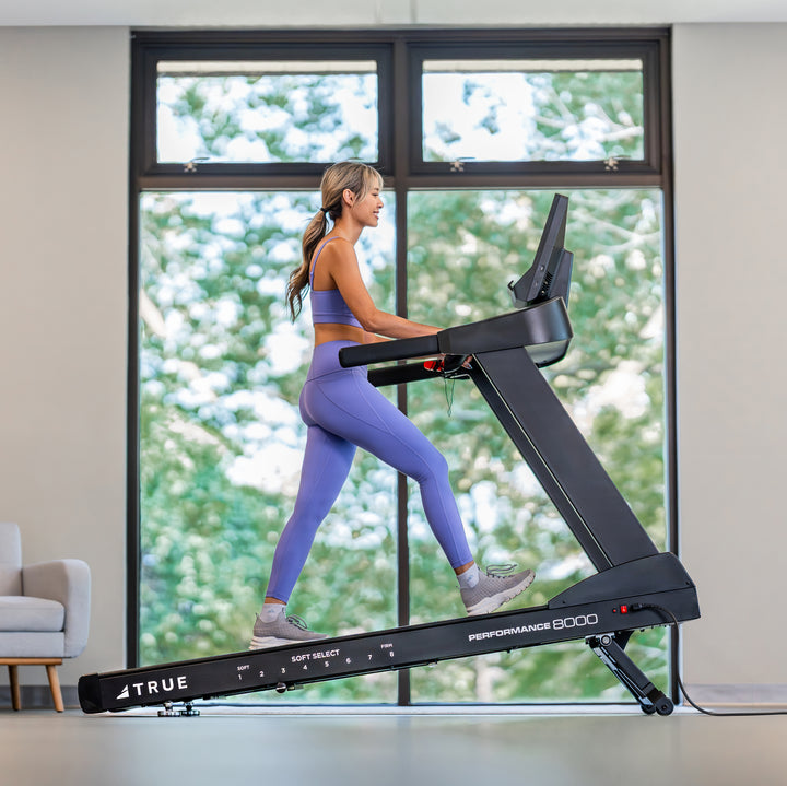 Performance 8000 Treadmill