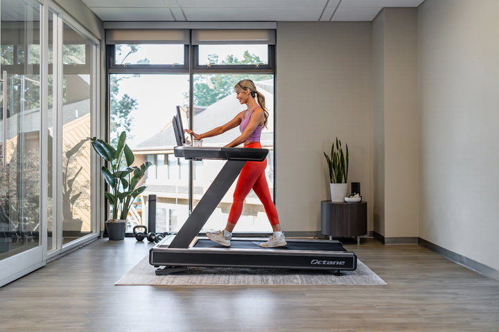 OC220 Treadmill