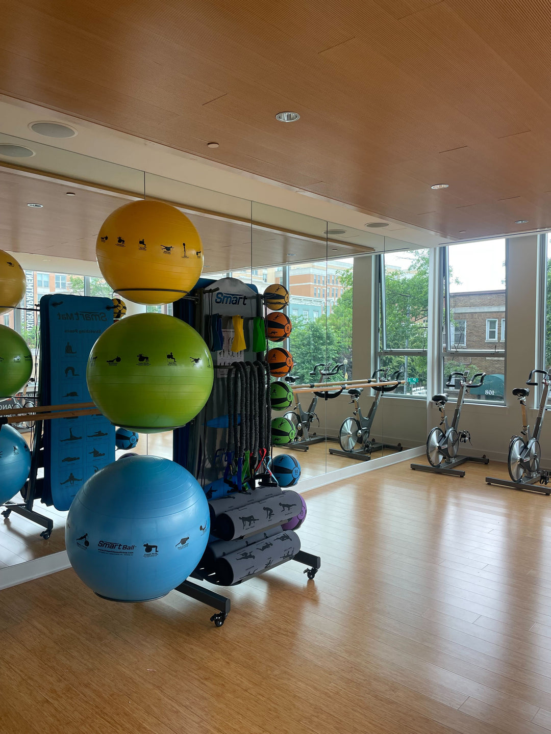 Smart Elite Self-Guided Commercial Package