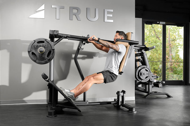 TRUE PLS–1400 Pendulum Squat