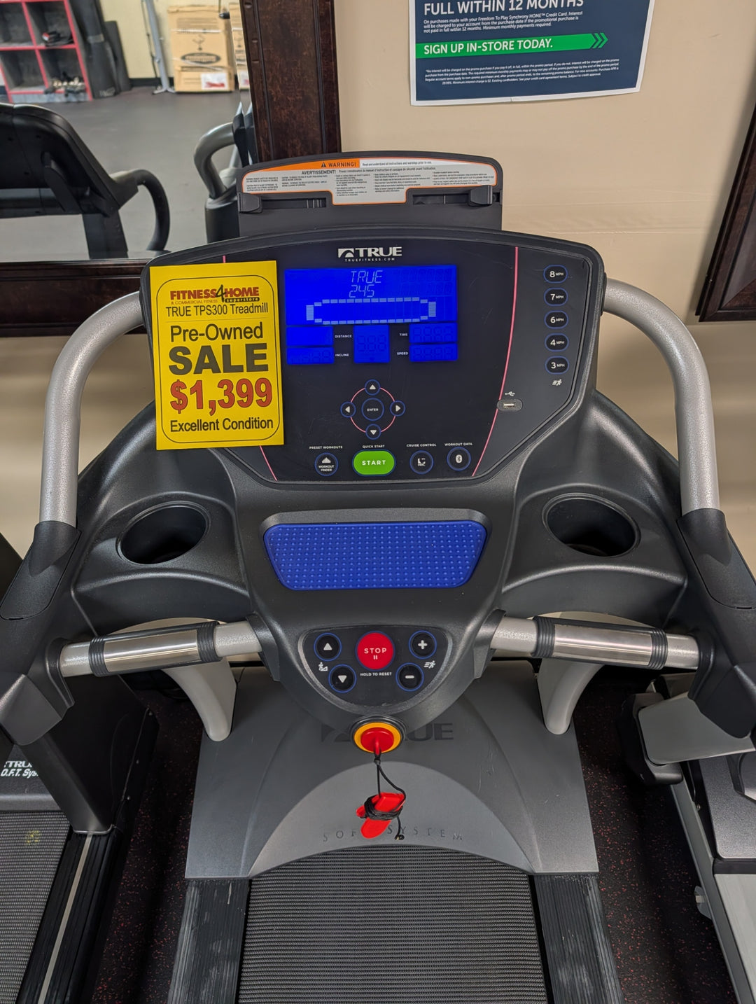 Pre-Owned TRUE Performance 300 Treadmill