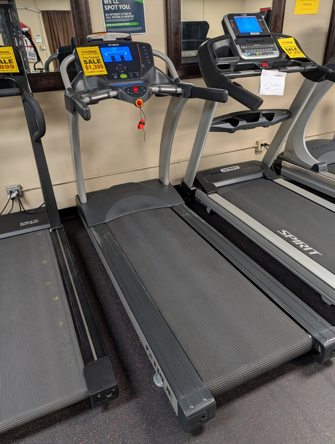 Pre-Owned TRUE Performance 300 Treadmill
