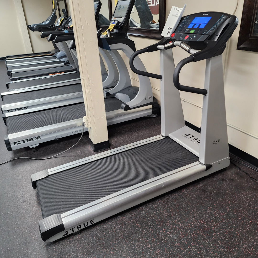 Pre-Owned TRUE Z5.0 Treadmill