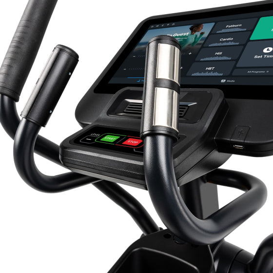 Spirit CE800ENT Commercial Elliptical | 15.6 Inch Touchscreen