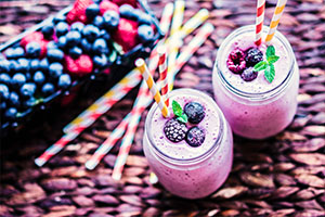 Healthy Recipe: Super Berry Protein Shake