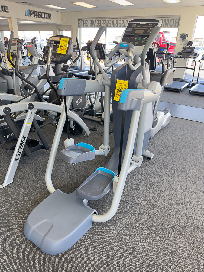 Precor AMT 835 Open Stride