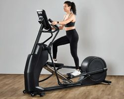 Precor EFX 535 Elliptical